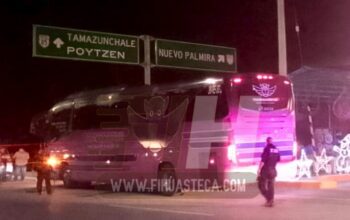 Ataque armado contra autobús turístico en la carretera Valles–Tamazunchale