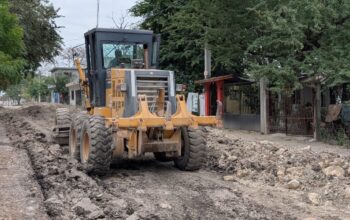 Continúan obras de mejora vial en colonia Vistahermosa