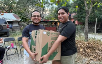 Entregan apoyos alimentarios a comunidad LGBTTTIQ en Ciudad Valles