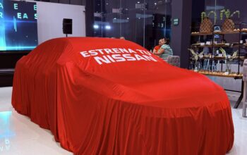 Nissan Valles presenta con gran éxito los nuevos Versa y Sentra 2026 ante casa llena