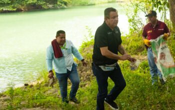 Realizan segunda jornada de limpieza para contribuir al rescate del río Valles