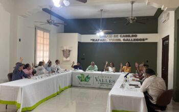 Cabildo de Valles aprueba donar terrenos para construir dos planteles educativos