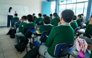 SEGE atiende cambios de centro de trabajo para garantizar atención en telesecundarias