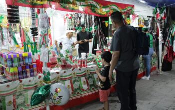 Verbena patria beneficia a 229 comerciantes y artesanos locales