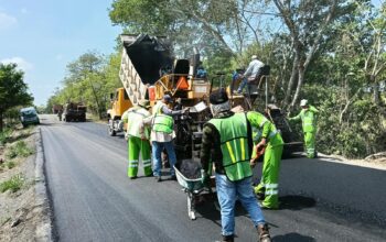 A punto de concluir rehabilitación del camino Tres Palmas–El Huayal